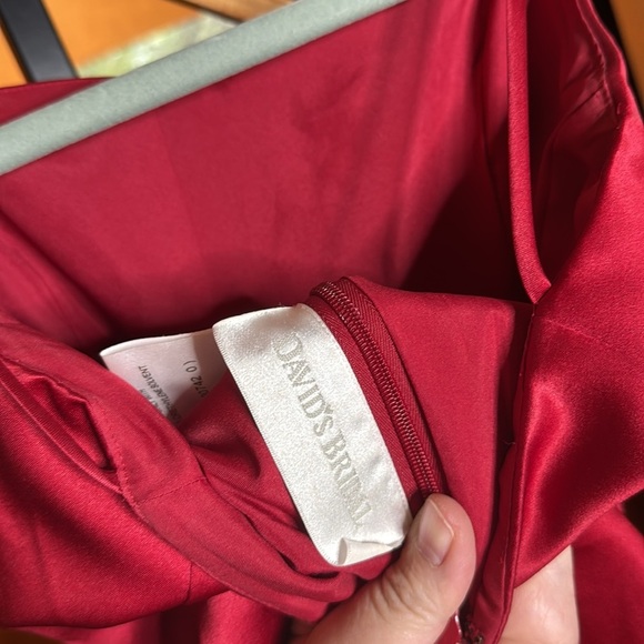 David’s Bridal Bridesmaid Dress Apple Red Size 0 - Picture 8 of 9